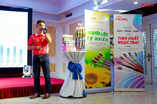 bizsplus-ra-mat-san-pham-ban-chai-moi-bizs-14